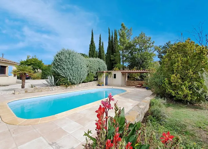 Vignes * Saint-Césaire-de-Gauzignan