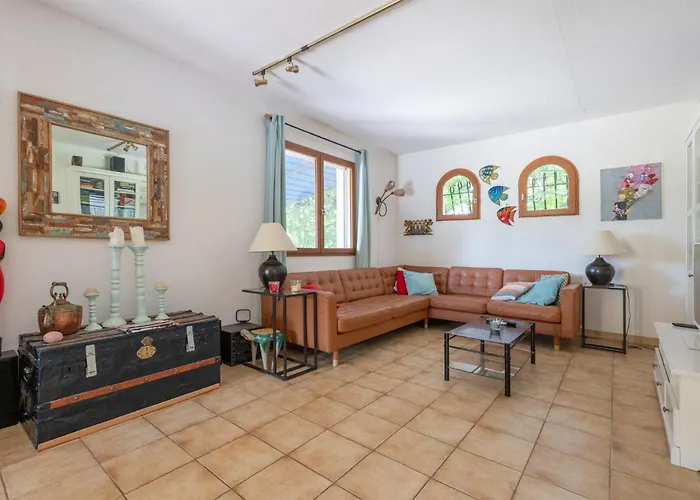 Villa Vignes Saint-Césaire-de-Gauzignan