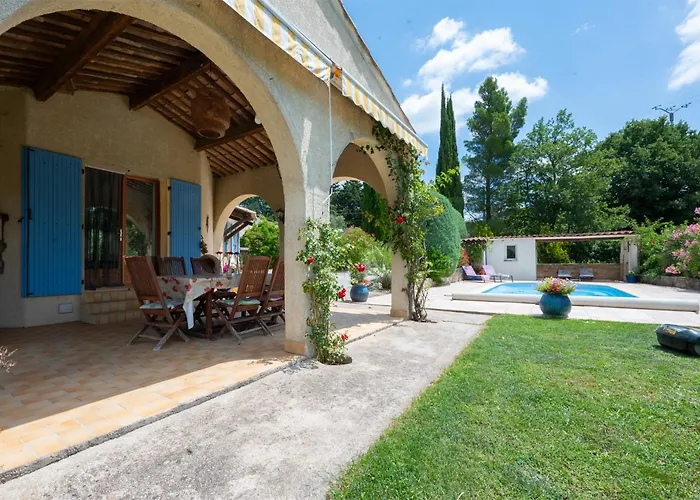 Vignes * Saint-Césaire-de-Gauzignan